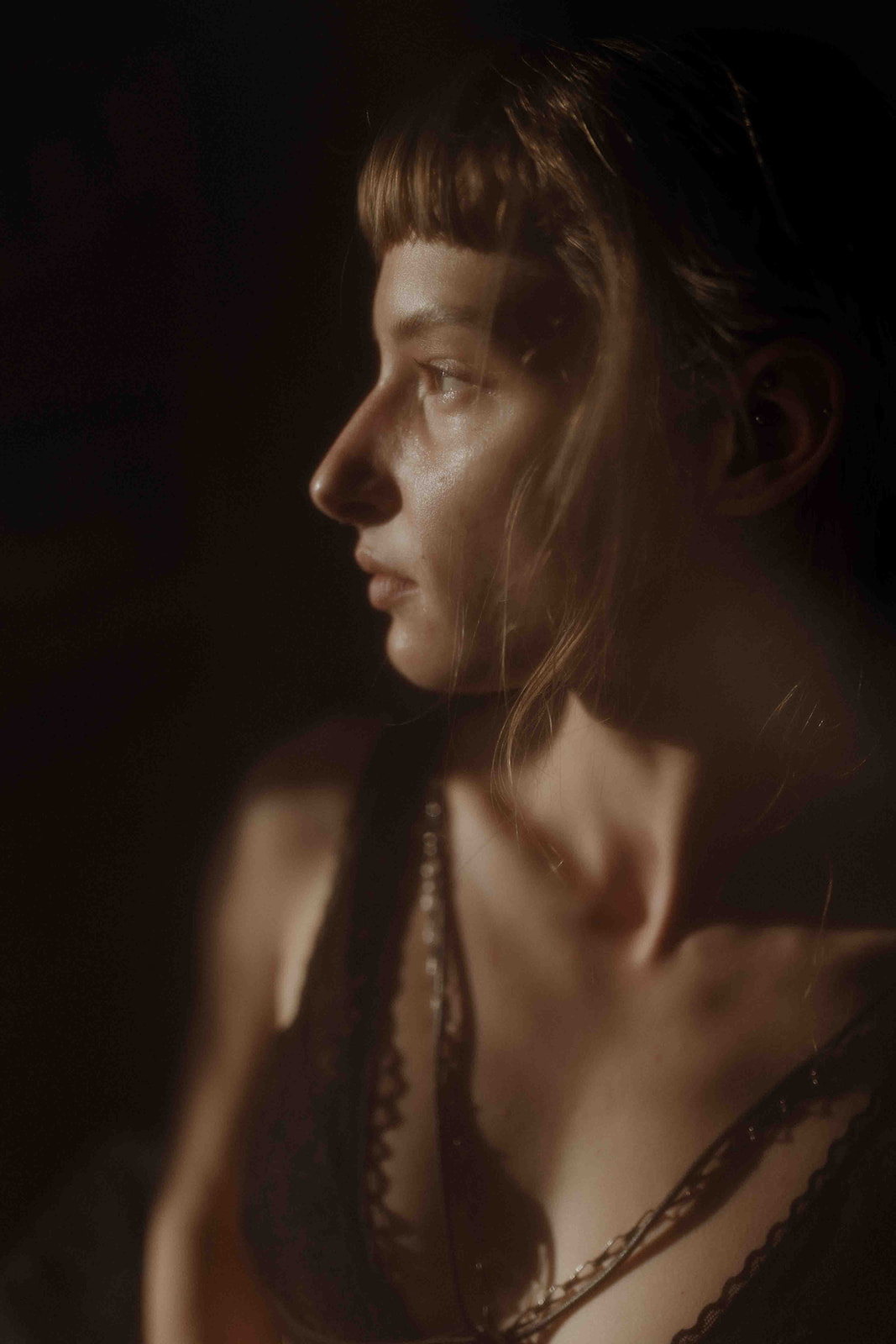 moody Portrait einer Frau in der Steiermark