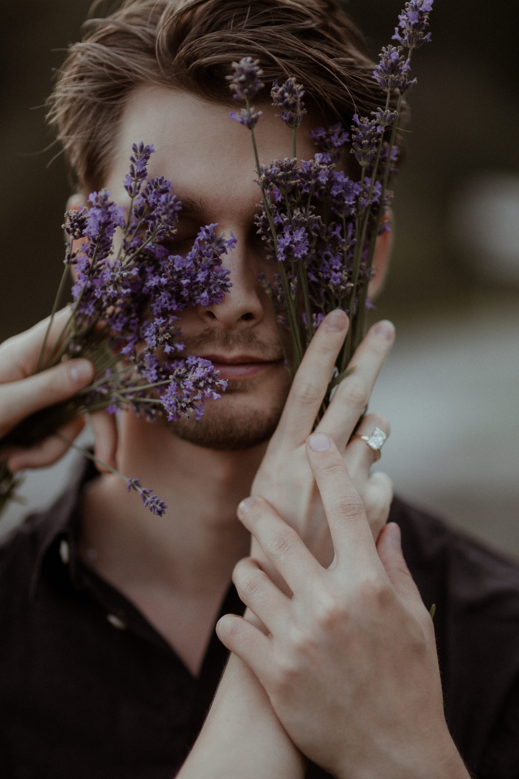 Porträt eines Mannes im Lavendel in Graz